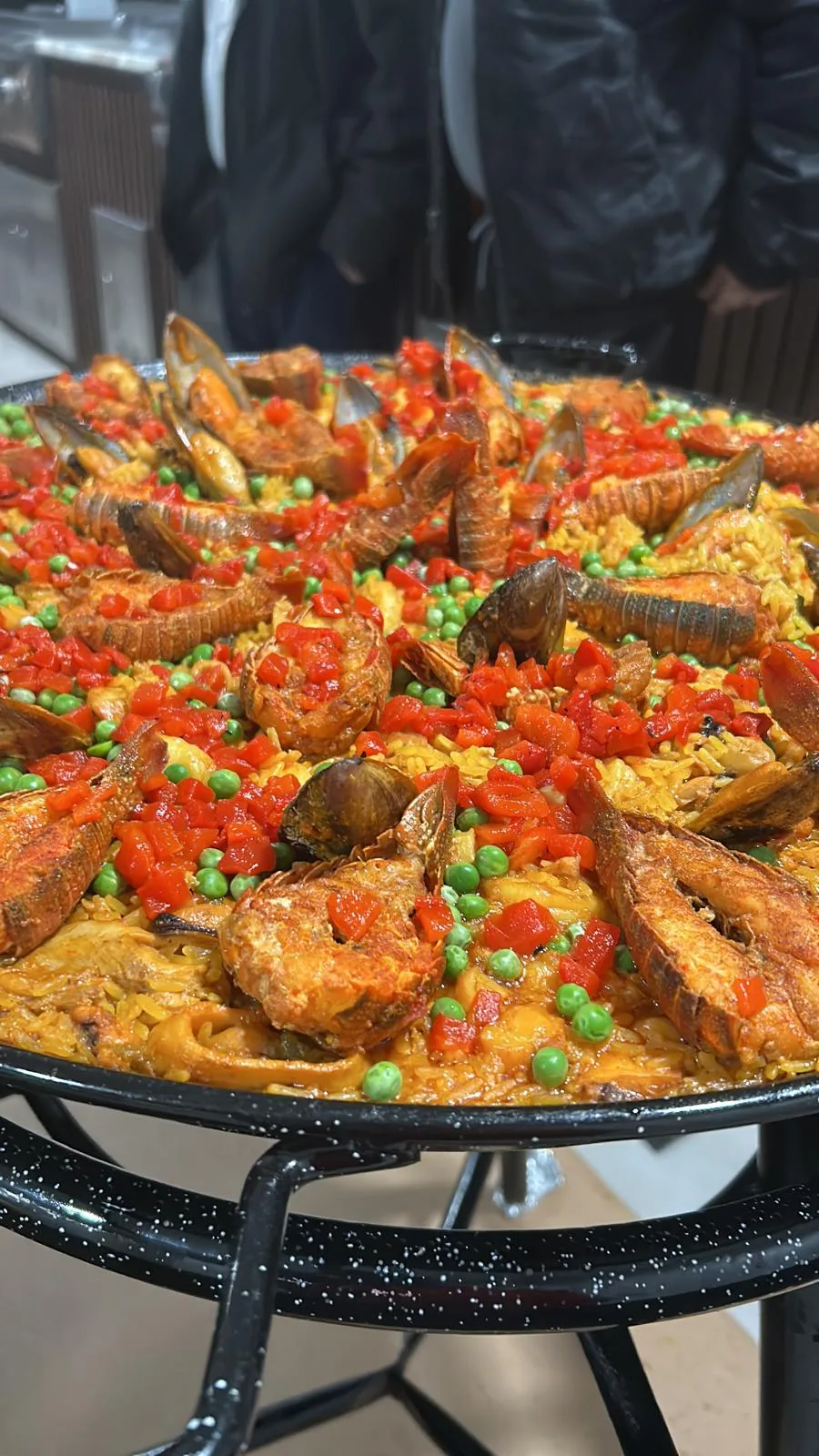 Family Gatherings — Miami paella catering by Hermanos Fuego & Sabor